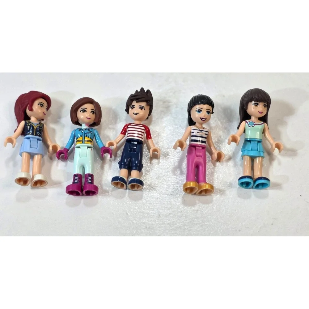 LEGO Friends Random LOT of 5 minifigures minifigs 4 girls 1 boy 2009, 2013, 2014